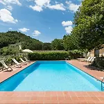 Petrolo Farm stay