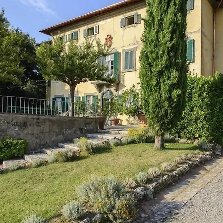 Petrolo Feriegård Bucine