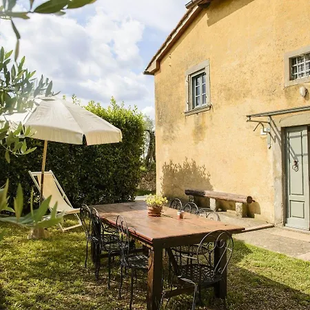 Petrolo Feriegård Bucine