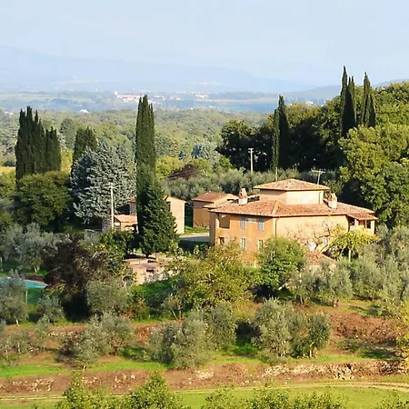 Petrolo Farm stay